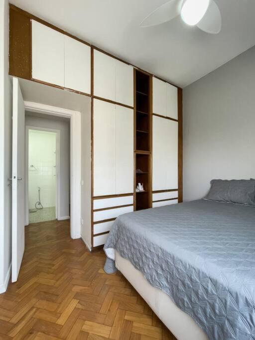 Apartamento Leblon 200m Da *