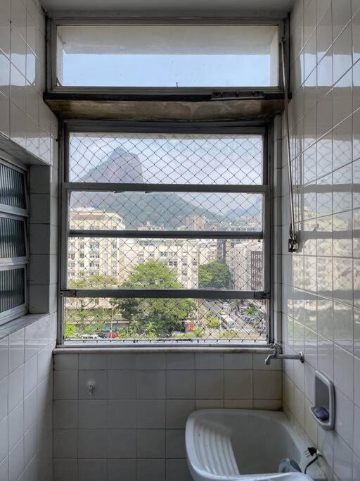 Apartamento Leblon 200m Da *